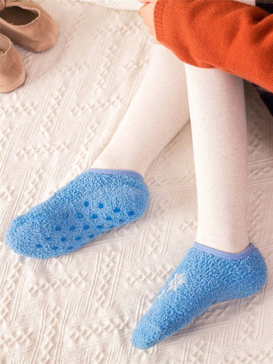 1 双女式鹿刺绣舒适纯色保暖柔软毛绒袜子舒适蓬松隐形拖鞋袜子 - 綠色 - 查看 1