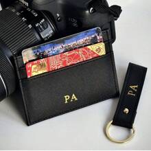Customized Letter/Name Set, Solid Color Saffiano Texture PU Leather Universal Slim Card Holder Wallet And PU Leather Keychain Gift Box Set, Christmas/Birthday Gift, Personalized Men & Women PU Card Holder Wallet, Car Keychain Set, Valentine's Day Gift - Khaki - View 5