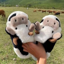 1 Pair Cute 2024 Winter Fluffy House Cow Slippers, Personalized Cartoon Animal Design Soft Comfy Bedroom Slippers, Autumn And Winter Fuzzy Warm Household Slippers - Black and White - View 3