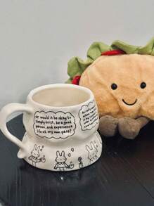 这是一款350毫升的手工捏杯系列。米色手工捏杯采用陶瓷工艺精制而成。可爱的卡通图案魅力十足，清新的风格为生活增添了一丝温暖的气息。回到学校 - 同款 - 查看 11