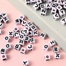 500 pezzi di perline in acrilico vivace da 6 mm con lettere dell'alfabeto - 5 colori, con motivo a lettere quadrate, adatte per gioielli e artigianato fai-da-te, perfette per charm per telefono e design creativo