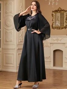 Women's Crew Neck Colored Beads Detail Pleated Flared Sleeve Elegant Dress