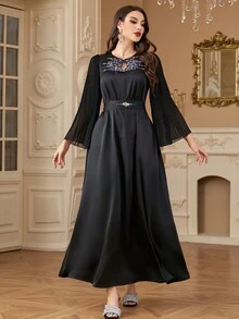 Women's Crew Neck Colored Beads Detail Pleated Flared Sleeve Elegant Dress