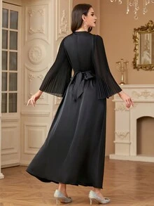 Women's Crew Neck Colored Beads Detail Pleated Flared Sleeve Elegant Dress