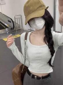 Sweet & Spicy Slim Fit Cropped Camisole Top For Women, U-Neck Long Sleeve, Spring & Autumn New Arrivals