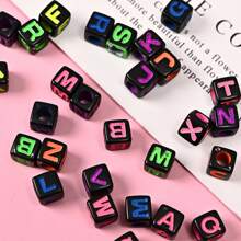 500 pezzi di perline in acrilico vivace da 6 mm con lettere dell'alfabeto - 5 colori, con motivo a lettere quadrate, adatte per gioielli e artigianato fai-da-te, perfette per charm per telefono e design creativo