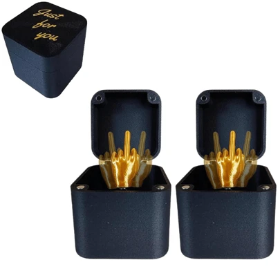 惊喜中指礼盒，盒子里的手指，烦人的礼盒，恶作剧礼盒，只为你礼盒，恶搞手部恶作剧弹出式成人礼盒，有趣的恶作剧礼盒，用于办公桌面装饰