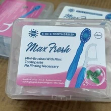 Pacote com 10 escovas de dente para adultos com sabor de menta, chá verde e pêssego - cerdas macias de poliéster, cabeça compacta, sem álcool, unissex - conjunto de escovas de dente manuais para viagem para hálito fresco e cuidados dentários - decoração de banheiro para casa - decoração de outono - volta às aulas - sabor pêssego - Ver 3