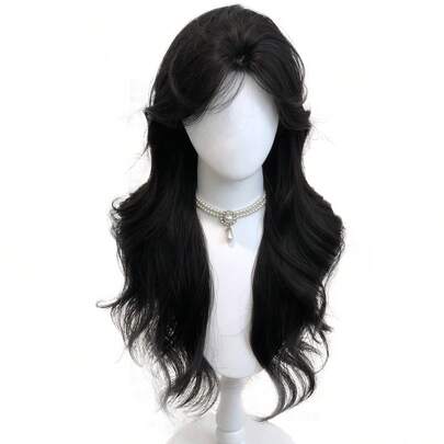 alicegarden Tóc giả dài 28 inch (khoảng 52 cm) với kiểu tóc gợn sóng tự nhiên, màu đen nâu tuyệt đẹp. Thiết kế rẽ ngôi giữa, được làm từ sợi chịu nhiệt để đảm bảo độ bền. Bộ tóc giả này hoàn hảo cho sử dụng hàng ngày, dự tiệc, nhập vai và các buổi tụ họp, mang lại vẻ ngoài tự nhiên và chân thực, cũng là một món quà tuyệt vời dành cho phái nữ.