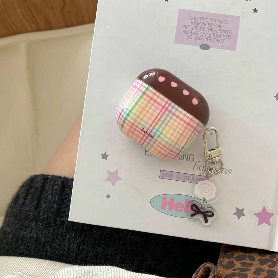 2pcs/Set Heart Pattern Contrast Color Checkered Earphone Case + Pink Holder Compatible With Apple AirPods Pro 2/AirPods Pro/AirPods 4/AirPods 3/AirPods 2 - Multicolor - View 1