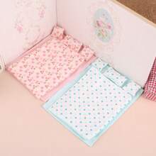 1 Set 1:12 Dollhouse Miniature OB11 Bedroom Scene, Handmade Bedding Including Bedsheet, Quilt And Pillow