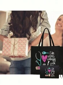 一套护士主题手提包和化妆包，休闲风格，布料材质，固定肩带，印有听诊器、心形、注射器、体温计图案，“她喜欢动手工作” - 黑色 - 查看 9