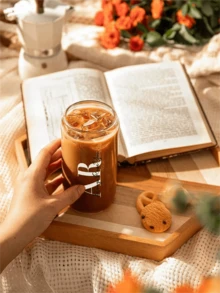 1 件 550 毫升个性化定制大容量玻璃水瓶，带吸管和吸管清洁刷，夏季冷饮杯，可定制名称，啤酒杯，果汁，牛奶，冰咖啡杯 - 送给朋友、伴侣、父母、同学的礼物 - 透明 - 查看 3