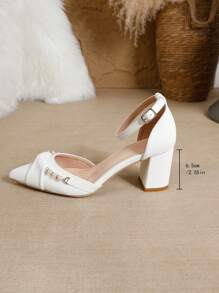 Elegantes tacones gruesos de punta puntiaguda en color blanco para mujer, sandalias de moda y versátiles para el Día de San Valentín