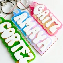 定制钥匙扣、圣诞主题钥匙扣、圣诞钥匙扣和包袋配件、行李牌、个性化字母装饰 - 用您的名字定制，送给家人和朋友的绝佳礼物，非常适合秋冬季和圣诞节假期 - 彩色 - 查看 6