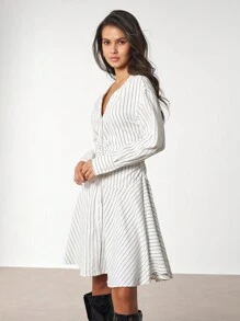 Women V-Neck Striped Ruched Print Simple Daily Wear Long Sleeve Dress