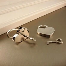 Metall Vorhängeschloss in Herzform, Schrankverschluss für Studentenwohnheim, extrem klein mit Schlüssel, geeignet für Gepäck, Rucksäcke