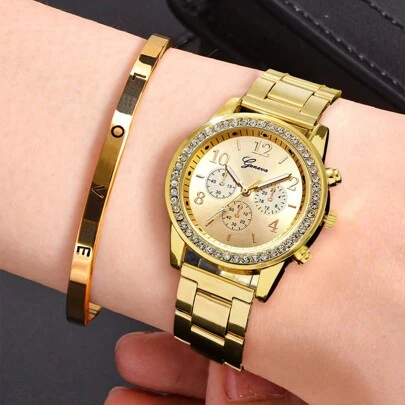 طقم من قطعتين: ساعة كوارتز معدنية عصرية للنساء وسوار سوار بنغل معدني على شكل قلب