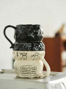 这是一款350毫升的手工捏杯系列。米色手工捏杯采用陶瓷工艺精制而成。可爱的卡通图案魅力十足，清新的风格为生活增添了一丝温暖的气息。回到学校 - 同款 - 查看 7