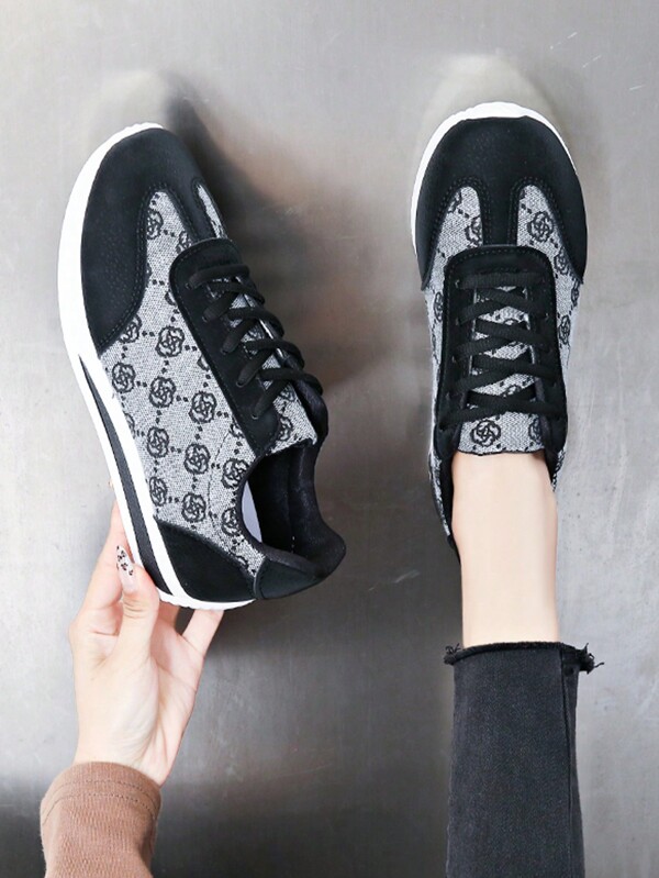 2024 Style Lace-Up Shoes, Non-Slip Wear-Resistant Walking Sneakers, Comfort Sports Shoes