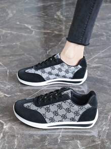 2024 Style Lace-Up Shoes, Non-Slip Wear-Resistant Walking Sneakers, Comfort Sports Shoes