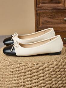 女士时尚卡其色/黑白/红色/黄色/薄荷绿/粉色/酒红色休闲低跟扣头户外/旅行/派对/办公室平底鞋，百搭而优雅 - 黑與白 - 查看 4