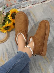 2024 New Winter Women Snow Boots, Wool Lining, Fashion Casual Buckle Short Boots, Matching Student Winter Shoes, Thick Sole Warm Outdoor Plush Shoes - Brown - View 3