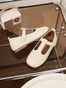 1 Pair Girls Beige Flat Shoes, PU Adjustable Hook-And-Loop Round Toe TPR Anti-Slip Lightweight Comfortable Solid Color Ballet Flats, Suitable For 5-14 Years Old Students, School & Outdoor Daily Casual Wear, All Season - Beige - View 2