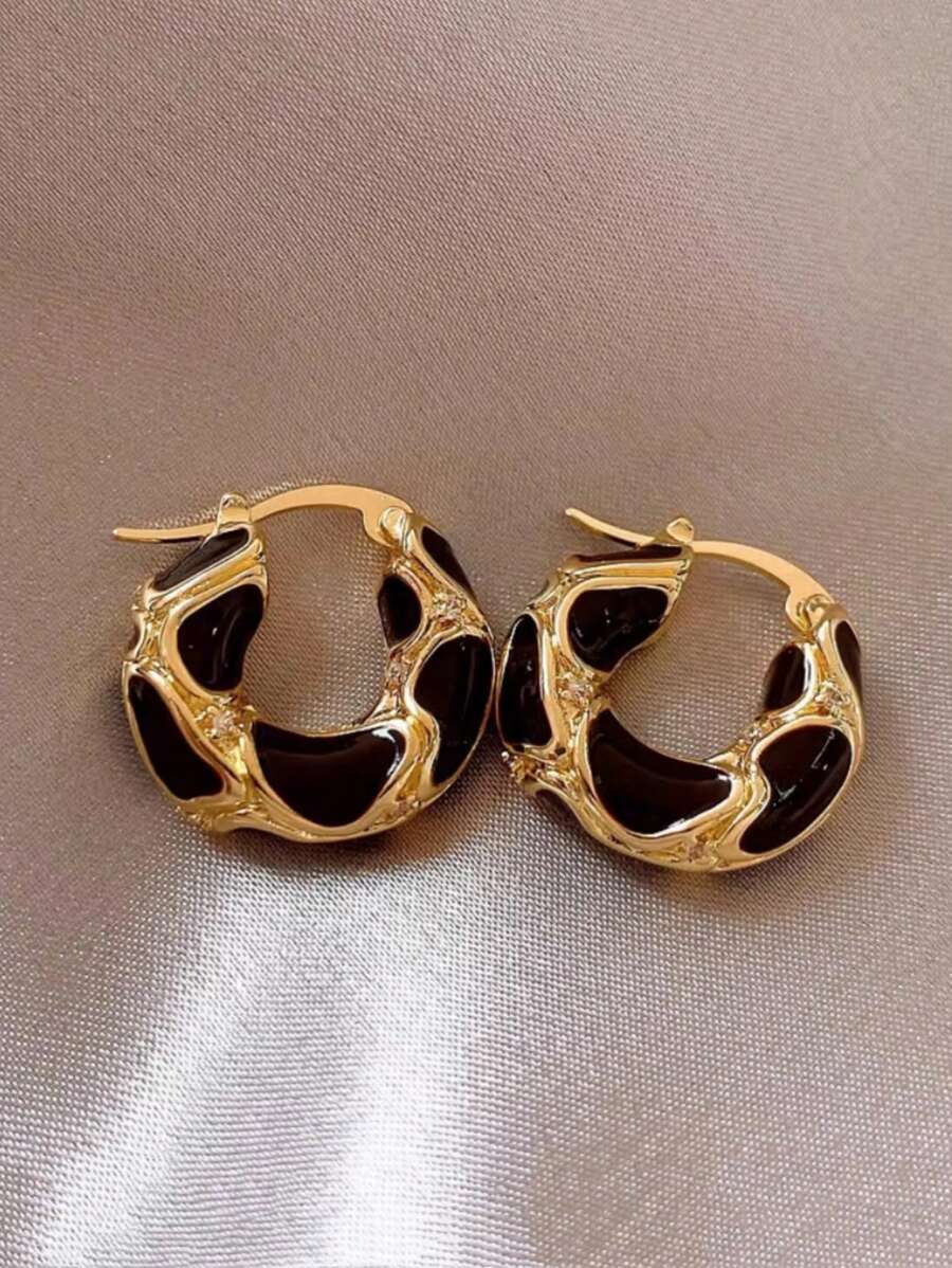 1 Cặp hoa tai họa tiết da báo hình chữ U tráng men cổ điển sang trọng, phù hợp cho phụ nữ sử dụng hàng ngày và các dịp lễ hội - màu đen - Xem 1