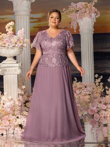 Faeriesty Mosy Plus 奢华新娘母亲晚礼服，配有手工刺绣蕾丝和飘逸雪纺裙 - 非常适合婚礼、红毯活动和晚会 - 淡紫色 - 查看 2