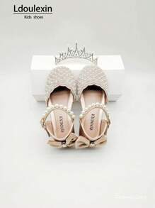 Nova chegada meninas princesa sapatos baixos peep-toe, pérola falsa e strass decoração borboleta crianças festa vestido sapatos, versátil para casual, festa, festival