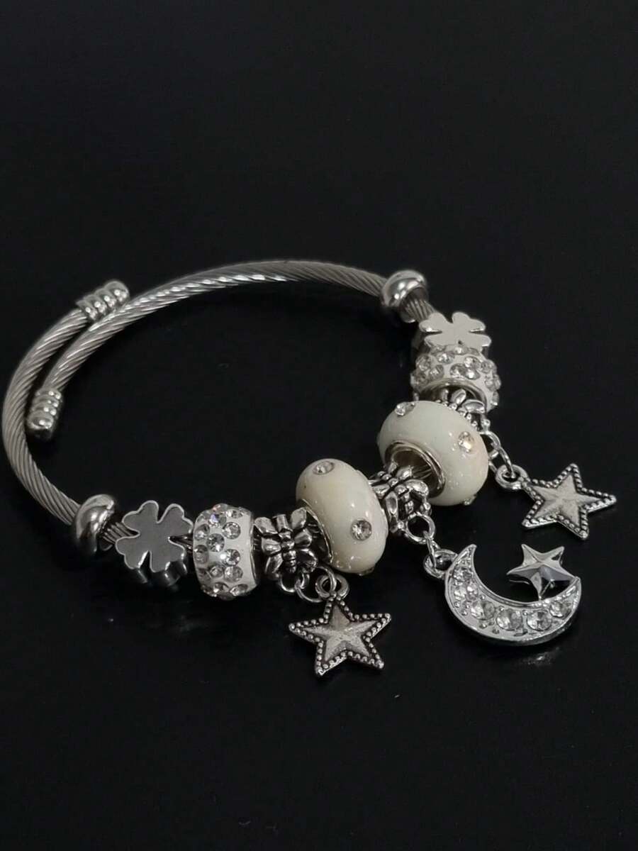 Women's Bracelet With Elegant Charms Pendants Studded White Moon And Star - STAINLESS STEEL - 銀色 - 查看 1
