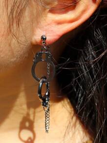 1pair Black Handcuff Hoop Earrings With A Linking Chain Loop Earring