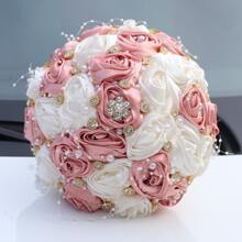 Elegante ramo de rosas de satén con cuentas y cristales de color champán, ramo de boda de rosas de tela artificial, flor eterna W0630G