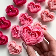 Love Roses Heart-Shaped Flower-Scented Candle, Valentine's Day Gifts, Decorative Candle, Birthday Candles, Aromatherapy Candle Handmade, Long Burning, Highly Scented, Suitable For Wedding Decor, Proposal, Holiday, Festival, Party, Home Decoration, Room Decor, Perfect Gift For Women, Lover, Bestfriend Gifts, Winter Gift, Candles Cute, Aromatherapy Candle, Candles Home Decoration, Candle Centerpiece, Mother's Day Graduation