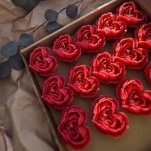 Love Roses Heart-Shaped Flower-Scented Candle, Valentine's Day Gifts, Decorative Candle, Birthday Candles, Aromatherapy Candle Handmade, Long Burning, Highly Scented, Suitable For Wedding Decor, Proposal, Holiday, Festival, Party, Home Decoration, Room Decor, Perfect Gift For Women, Lover, Bestfriend Gifts, Winter Gift, Candles Cute, Aromatherapy Candle, Candles Home Decoration, Candle Centerpiece, Mother's Day Graduation