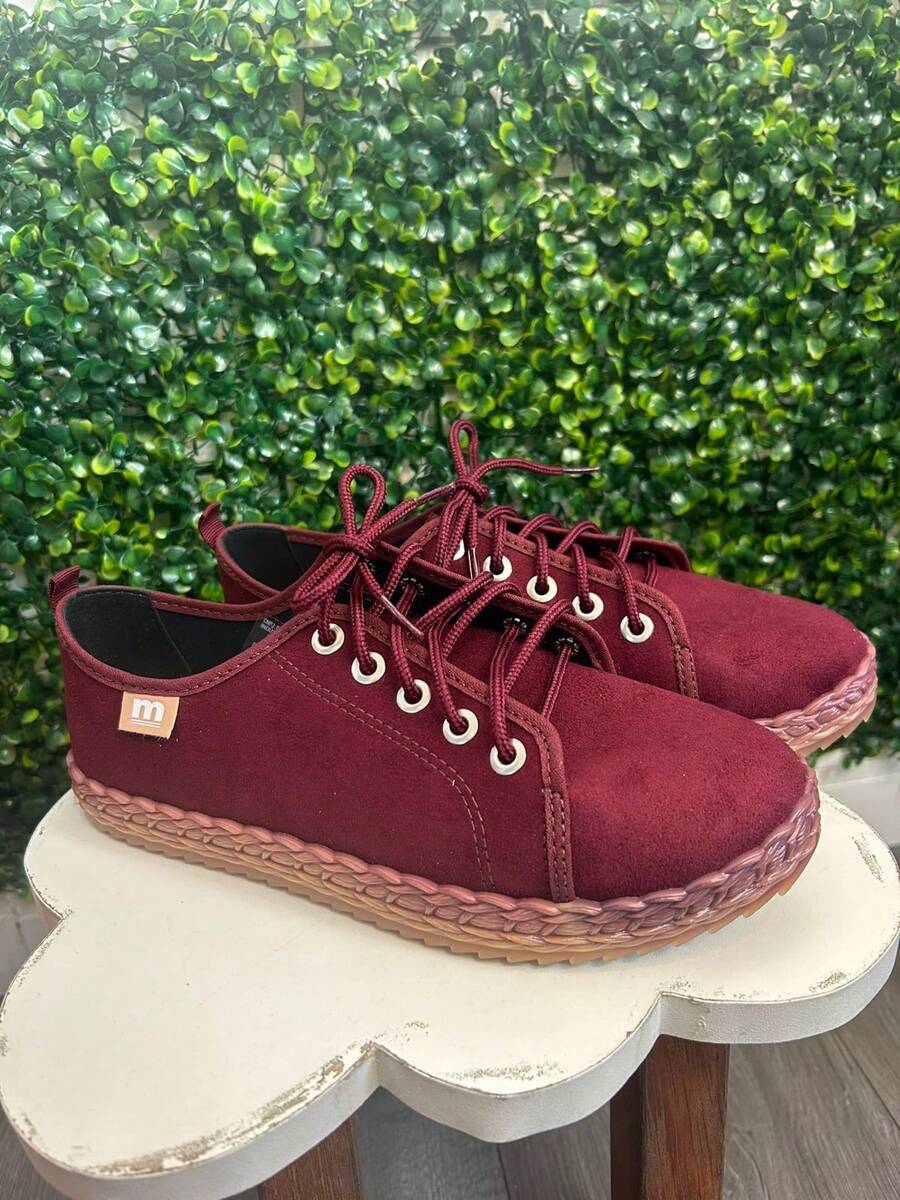 Moleca Women's Casual Comfort Suede Flex Sneakers - Màu Đỏ Sâu - Xem 1