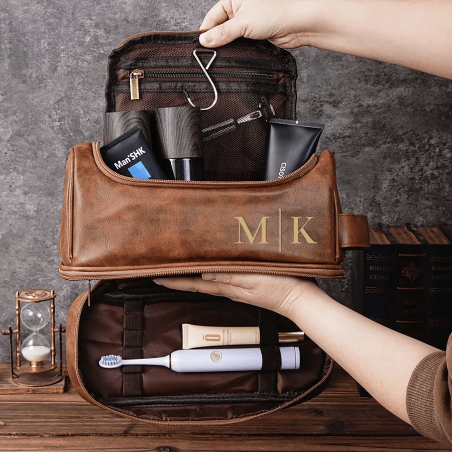 Personalized Men's Leather Toiletry Bag,Dopp Kit,Groomsmen Gifts,Anniversary Gift For Him,Travel Toiletry Bag,Men's Leather Accessory,Hanging Toiletry Bag, Personalized Leather Men's Wash Bag, Groomsmen Gifts, Leather Shaving Kit/Dopp Kit, Gift For Groomsmen, Christmas Gift - Brown - View 1