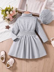 Kleine Mädchen Lässiges weißes Strickkleid mit hohem Kragen und elastischer Taille, weich und warm, geeignet für alltägliche und formelle Anlässe, Herbst/Winter