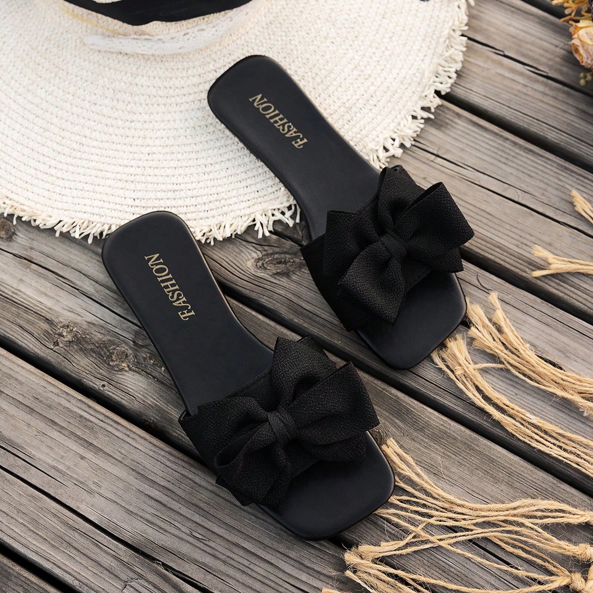 Sandalias negras ligeras y antideslizantes para mujer con decoración de lazo, correa con punta cuadrada y diseño slip-on, sandalias planas de verano