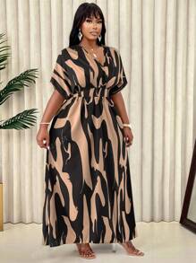 Plus Size Women V-Neck Geometric Print Bat-Wing Short Sleeve Casual Dress (Random Pattern), For Summer