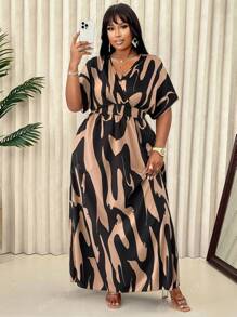 Plus Size Women V-Neck Geometric Print Bat-Wing Short Sleeve Casual Dress (Random Pattern), For Summer