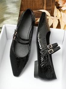 Chaussures plates à bout carré pour femmes, rouges, bordeaux, rouges d'Angola, nouvelles mocassins pour l'automne/hiver 2024, chaussures Oxford à semelle souple et décontracé, grandes tailles 41-42