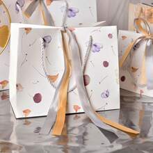 1pc Leaf Decor Paper Gift Bag With Ribbon For Valentine's Day, Birthday