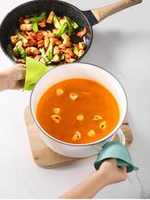 2pcs Heat Resistant Silicone Oven Gloves, Mini Microwave Friendly Non-Slip Pot Holder, Kitchen Cooking Accessories - Multicolor - View 5