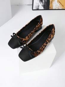 女士时尚豹纹低跟平底便鞋，带蕾丝蝴蝶结，舒适不疲劳，适合秋季 - 棕色 - 查看 4