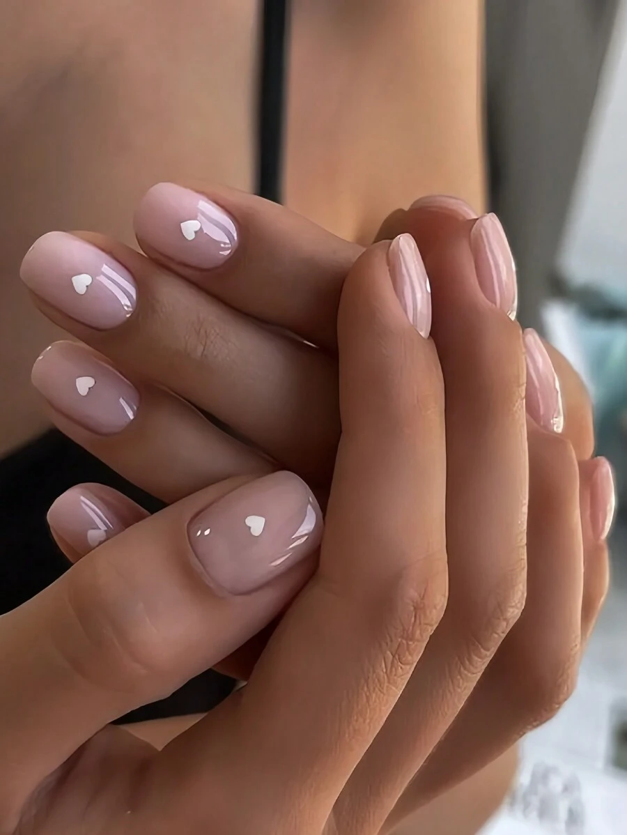 Nâng cấp ngay diện mạo của bạn với 24 chiếc giản dị thanh lịch lãng mạn ngọt ngào dễ thương đường phố đơn giản hàng ngày ngày lễ dễ thương màu trơn nền hồng nhạt họa tiết trái tim trắng hình vuông ngắn ấn vào móng tay giả bộ móng tay, thích hợp cho các cô gái và phụ nữ ngọt ngào và thanh lịch sử dụng trong cuộc sống hàng ngày và mua sắm - Màu Hồng baby - Xem 1