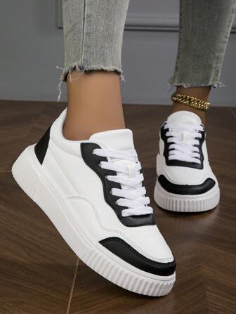 Unisex Sports Casual Shoes, Black & White Canvas Sneakers, Thick Sole, Soft & Comfortable, Breathable, Odor-Resistant, Versatile, Student/Couple Styles