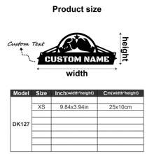 1 pieza Guantes de boxeo de pared de arte metálico personalizados y logotipo con nombre de boxeador personalizado, decoración del hogar, decoración de la sala de gimnasio para Navidad, cumpleaños - Estilo rústico, patio, porche, decoración de pared con bandera a cuadros de carreras - Exquisito, de moda, regalos de Navidad únicos - El regalo ideal para fans de boxeo a medida para darle a él/ella, novio, novia