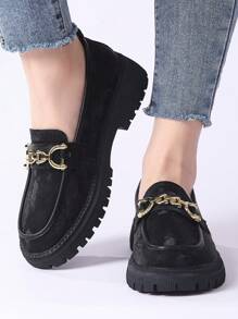 2024 New Women's Black Metal Buckle Fashion British Style Leather Patchwork Flat Loafers - Black - View 3